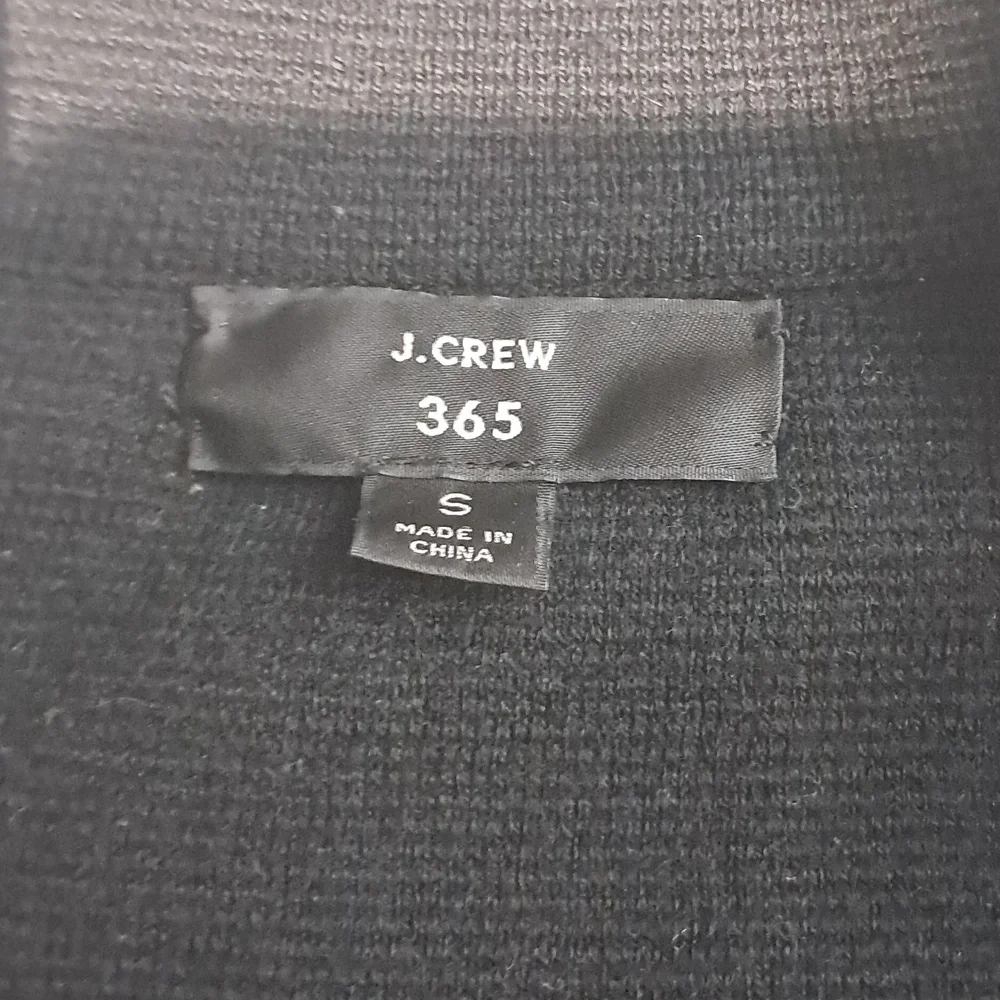 J. Crew 365 Women's Sweater Jacket. Size‎ Small. Black.
